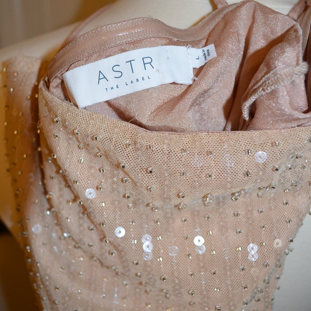 ASTR The Label Spaghetti Strap Mini Shift Dress